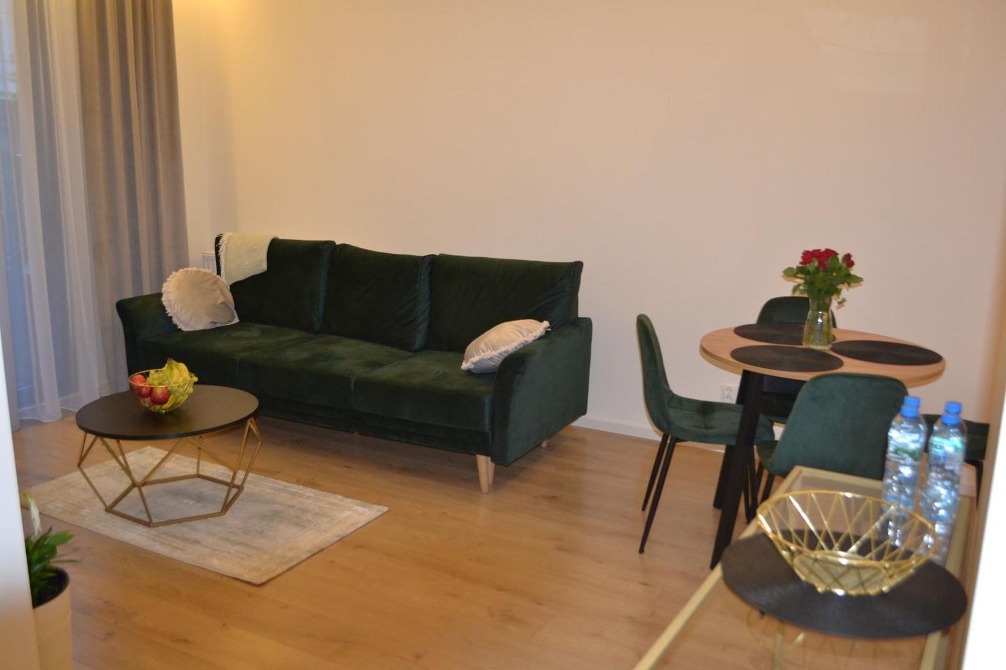 Apartament Aktorow Bronowice クラクフ エクステリア 写真